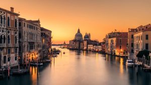 Italian | Dawn on Venice Wallpaper Mural Italian Italian