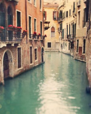 Italian | When In Venice Mural Wallpaper Italian Italian