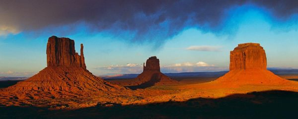 Landscapes & Scenic | After The Storm In Monument Valley Wallpaper Mural Landscapes & Scenic Landscapes & Scenic