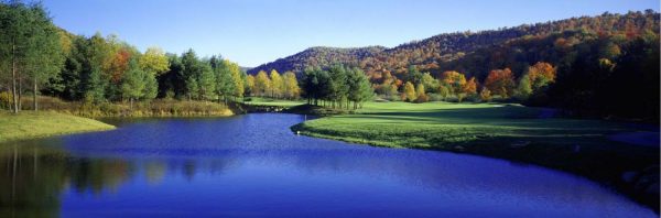 Sports | Lake At The Raven Golf Club Wall Mural Extra Large Extra Large